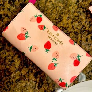 Kate Spade Stacy Strawberry Wallet